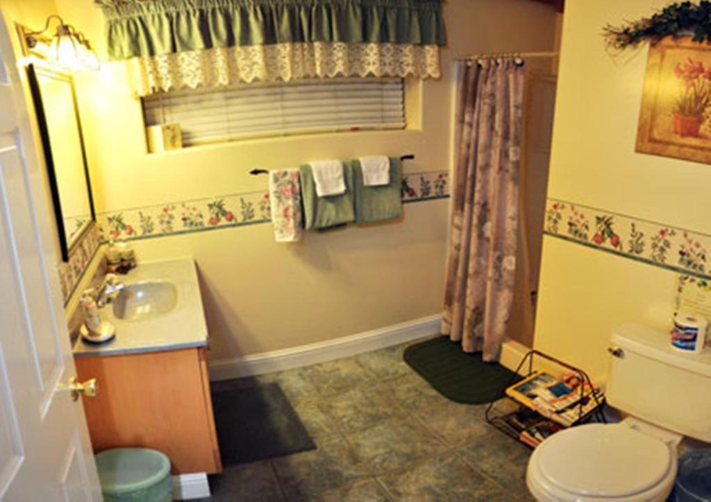 Nature'S Inn Bed And Breakfast Ahwahnee Ruang foto