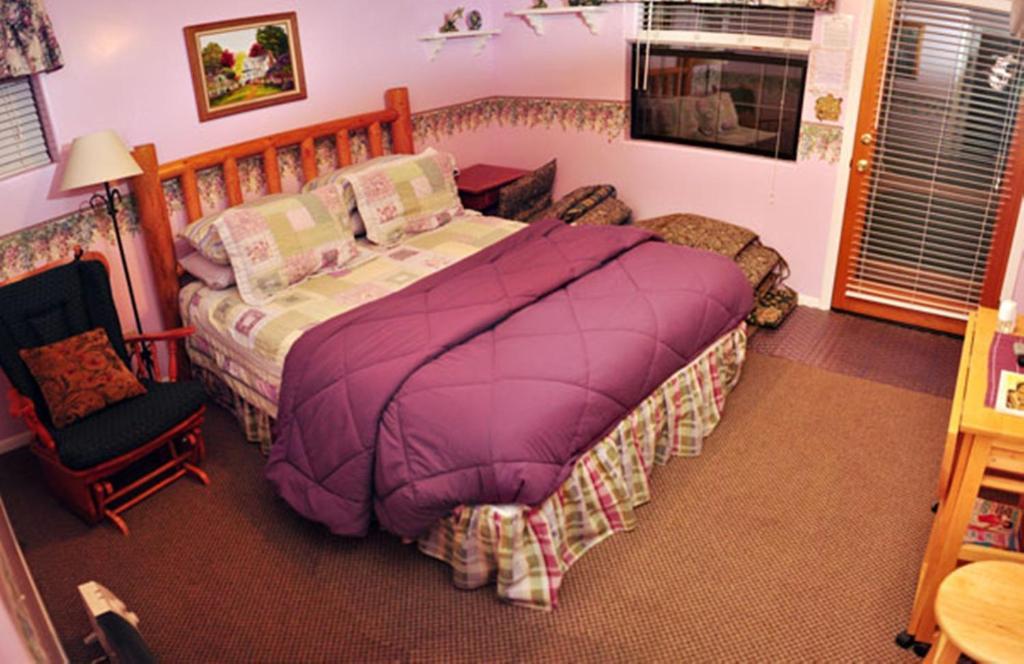Nature'S Inn Bed And Breakfast Ahwahnee Ruang foto